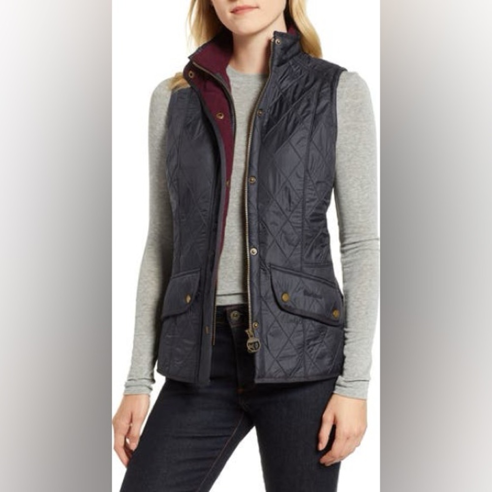Barbour Woman Quilted Puffer Jacket - Navy